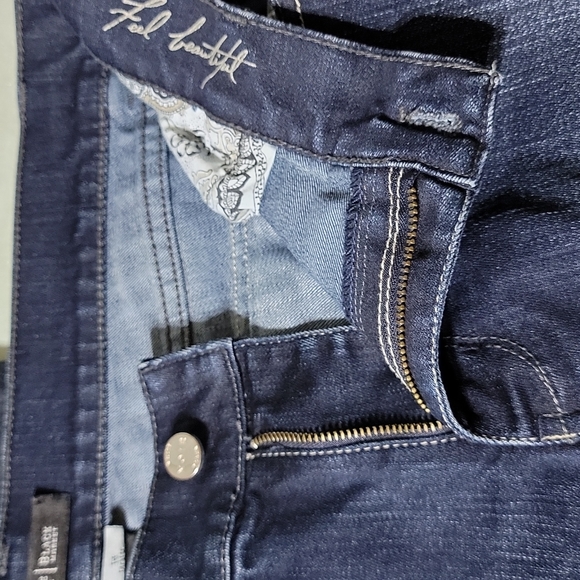 WHBM Dark Blue Crop Jeans w/Rhinestones on Back Pockets Women's Size 14 - Picture 11 of 15